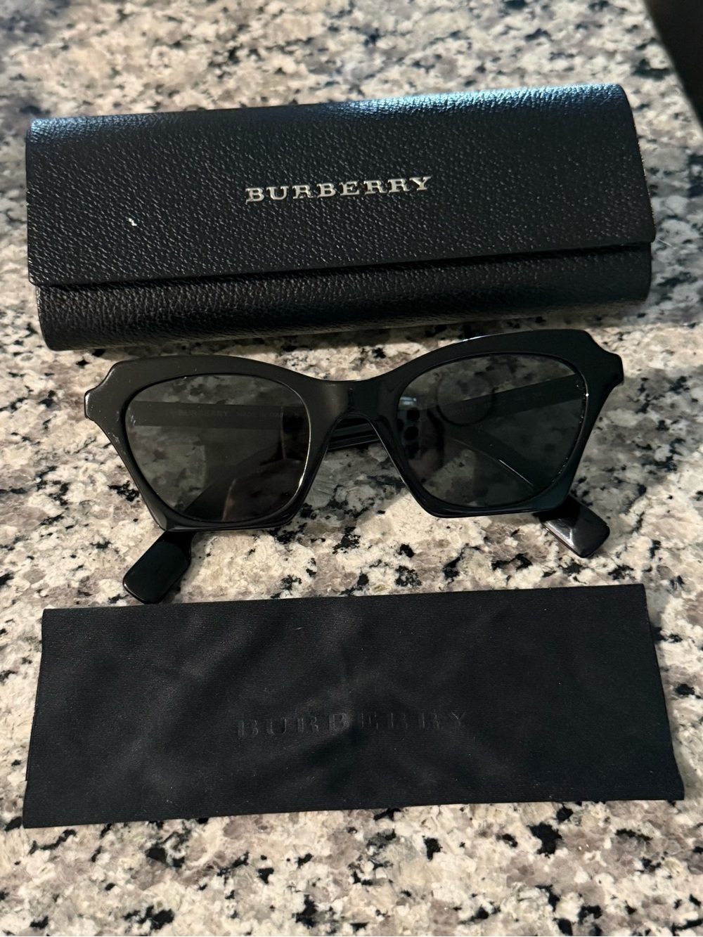 Women’s Black Square Burberry Sunglasses